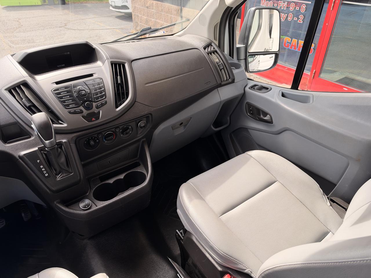 Ford Transit 350 Wagon Low Roof XLT 60/40 Pass. 148-in. WB 2018