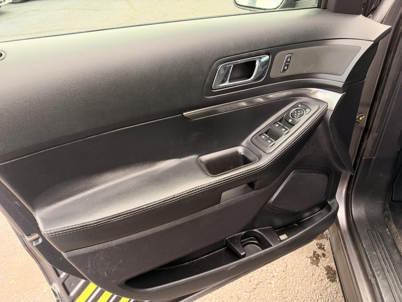 Ford Explorer Police 4WD 2016