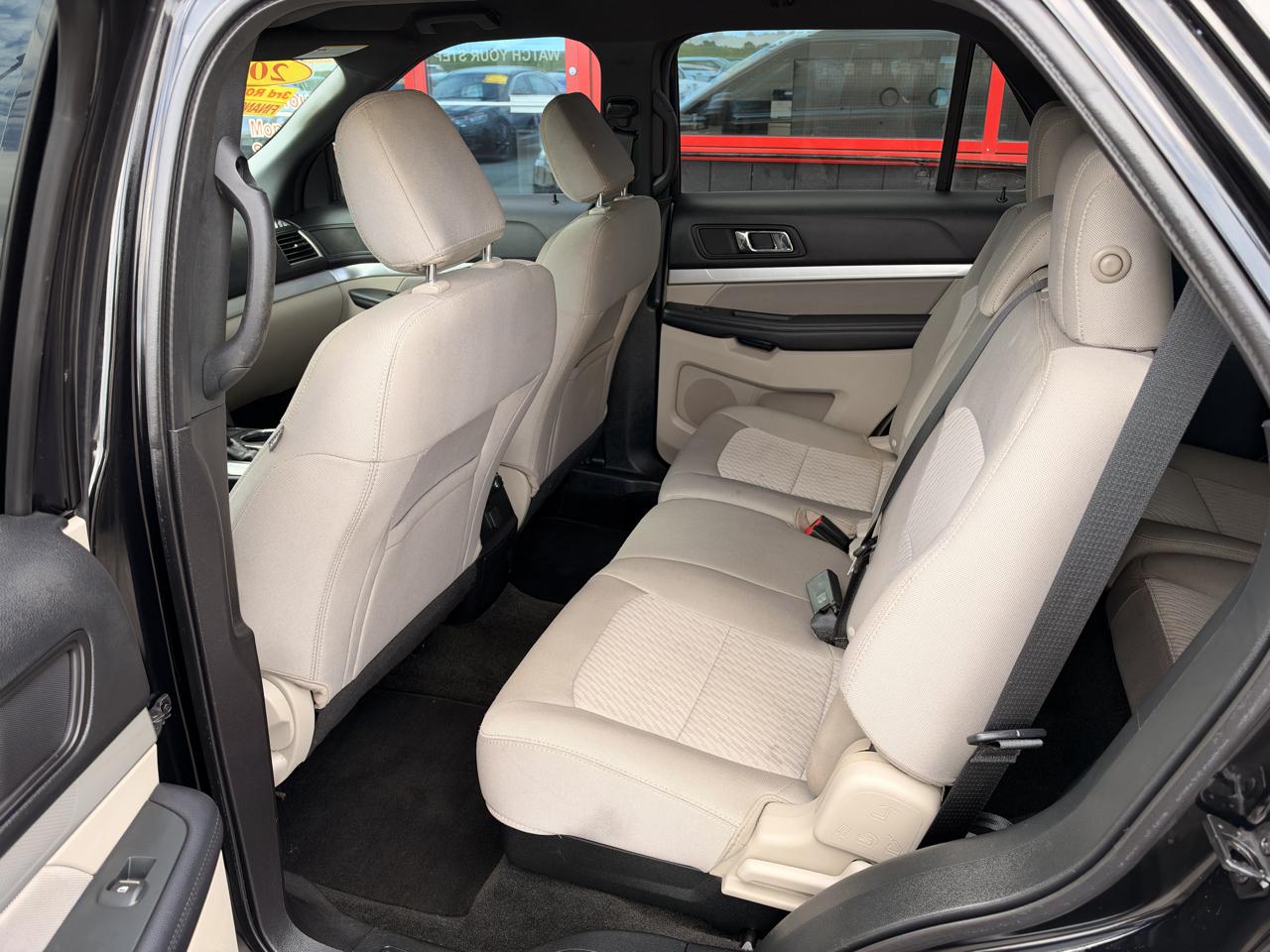 Ford Explorer Base FWD 2018