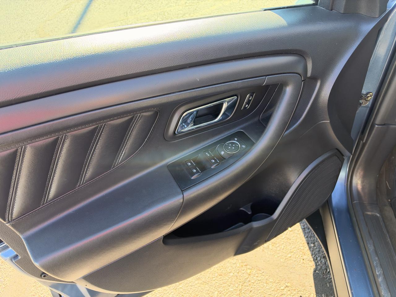 Ford Taurus Police AWD 2014