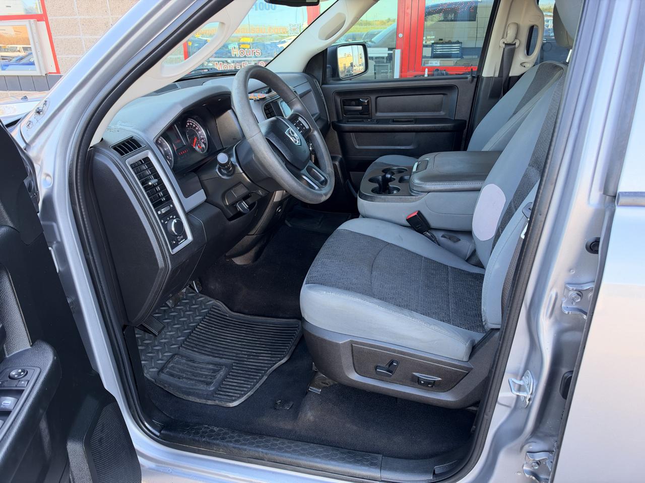 RAM 1500 SSV Crew Cab SWB 4WD 2019