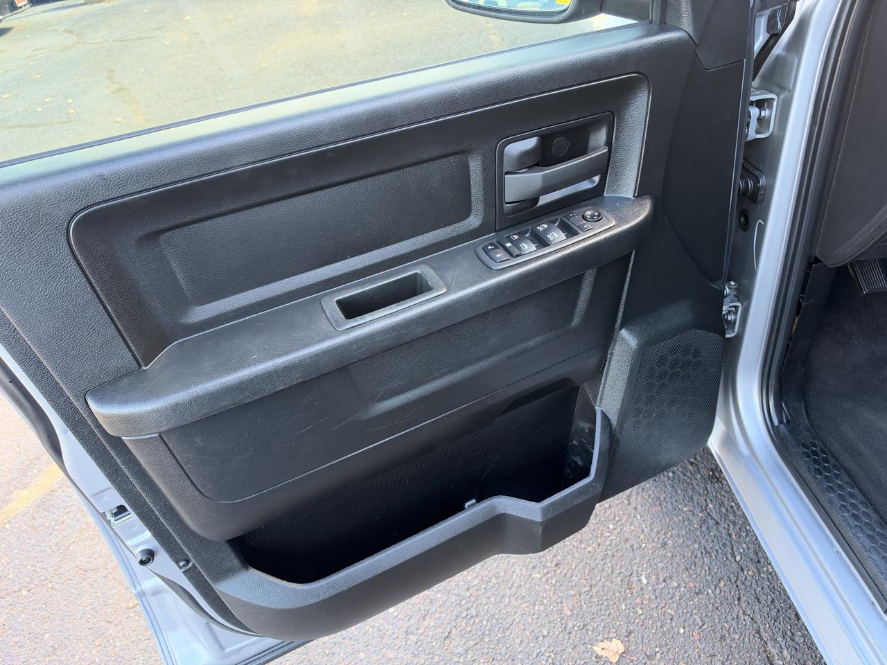 RAM 1500 SSV Crew Cab SWB 4WD 2021