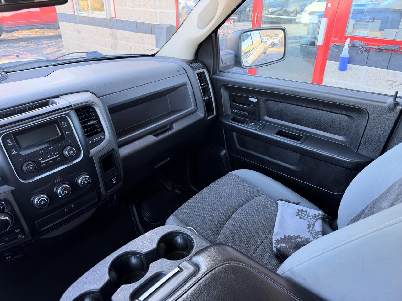 RAM 1500 SSV Crew Cab SWB 4WD 2019