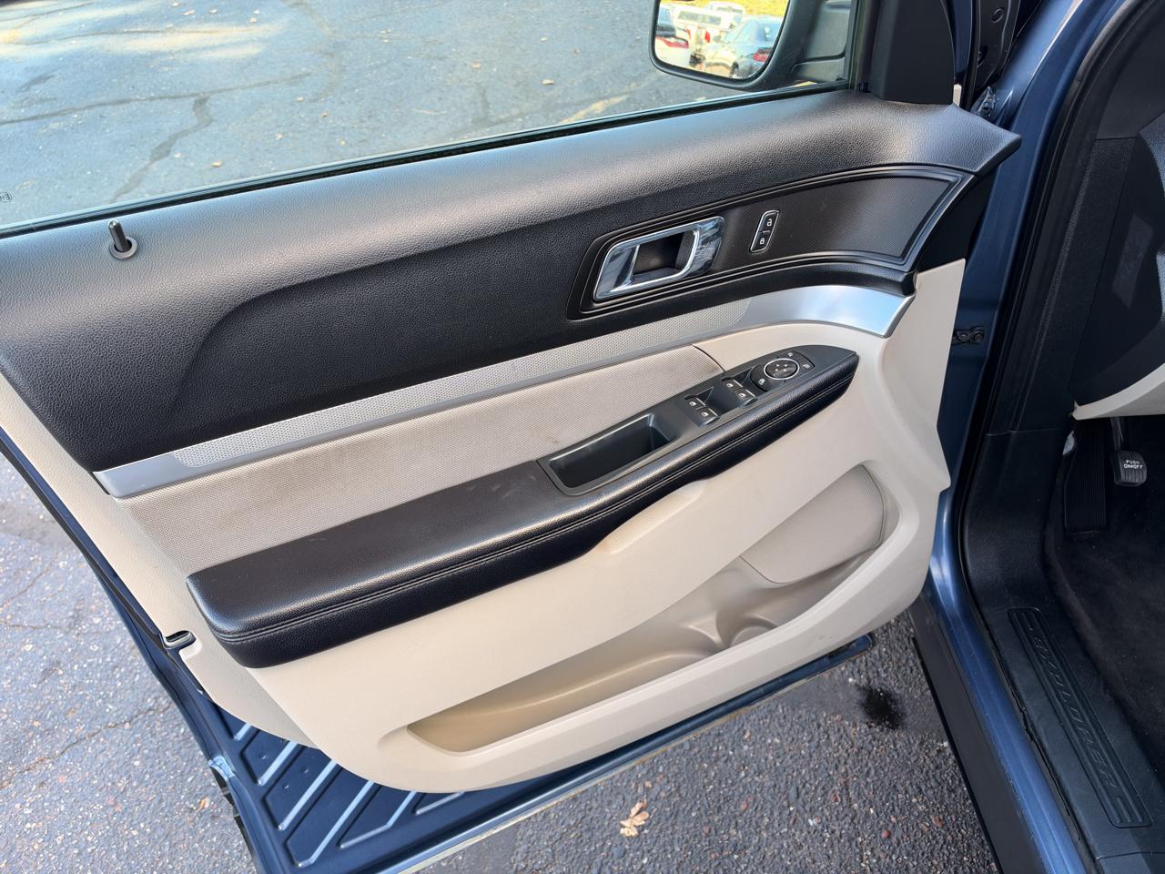 Ford Explorer Base 4WD 2018