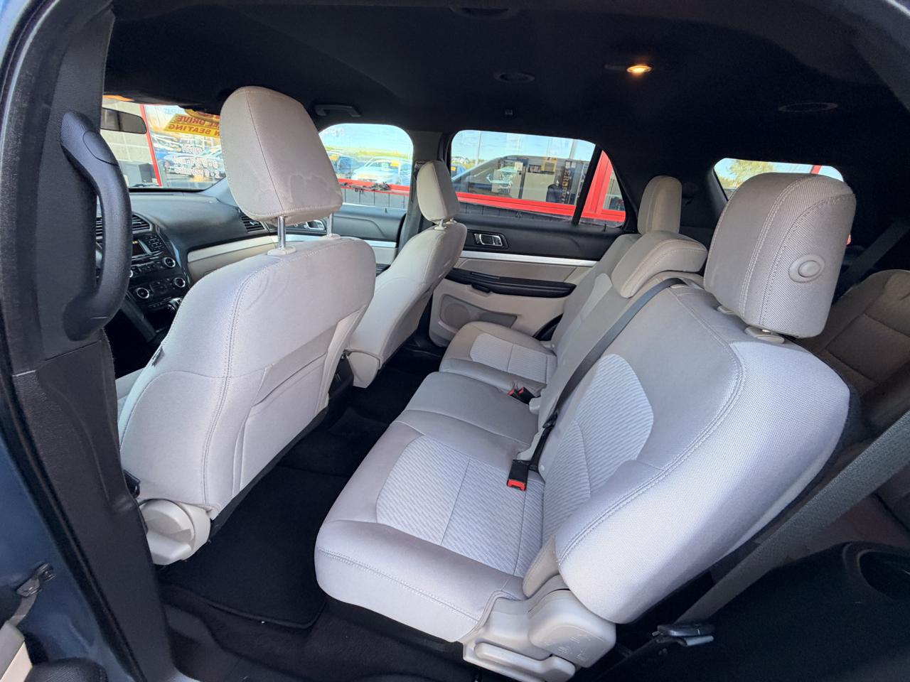 Ford Explorer Base 4WD 2018