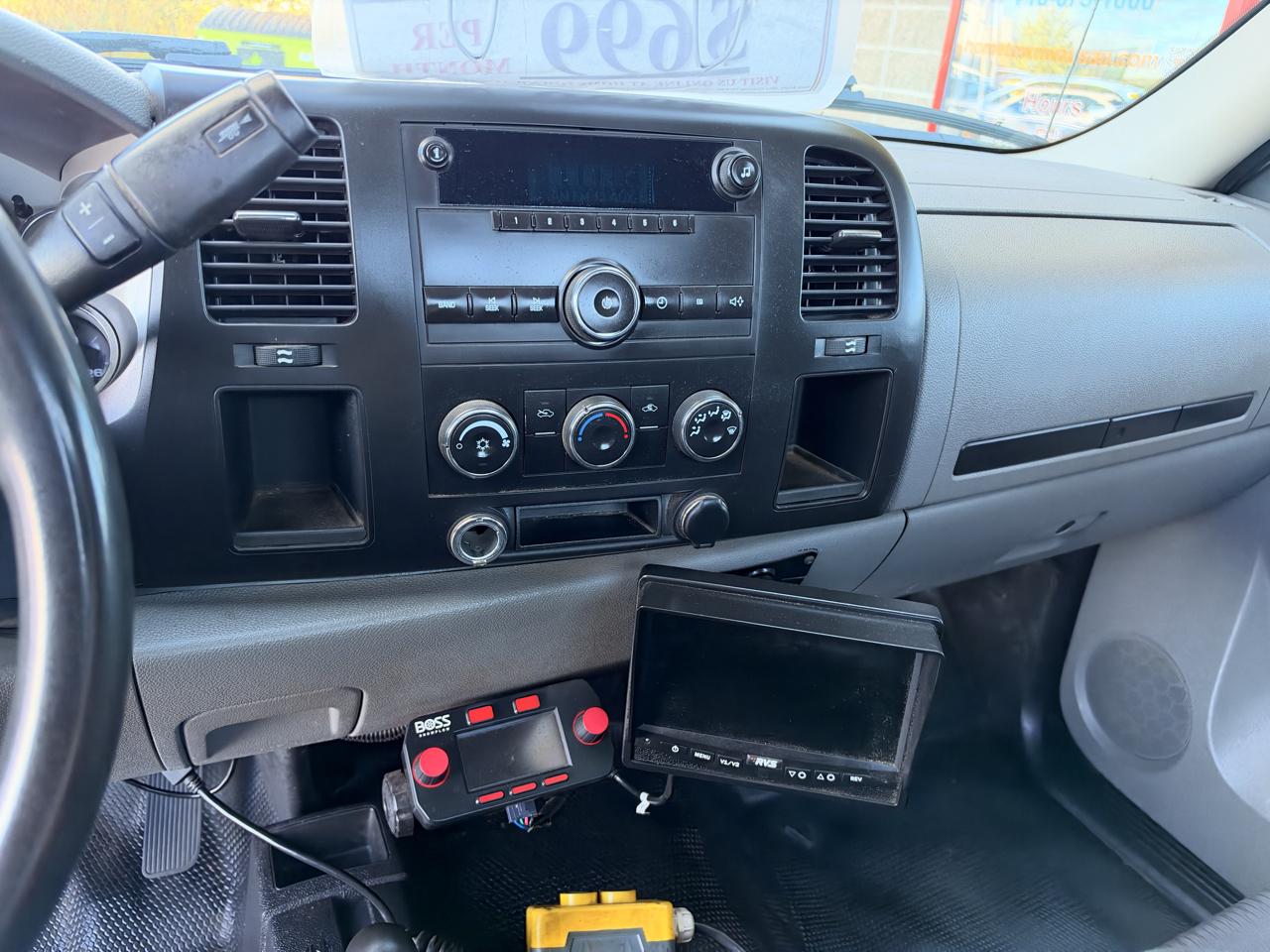 Chevrolet Silverado 3500HD Work Truck Long Box 4WD 2011