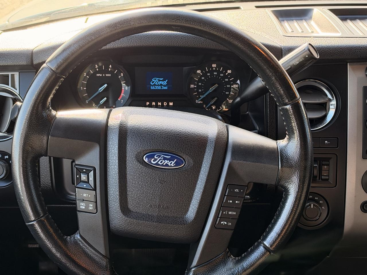 Ford Expedition XL 4WD 2017
