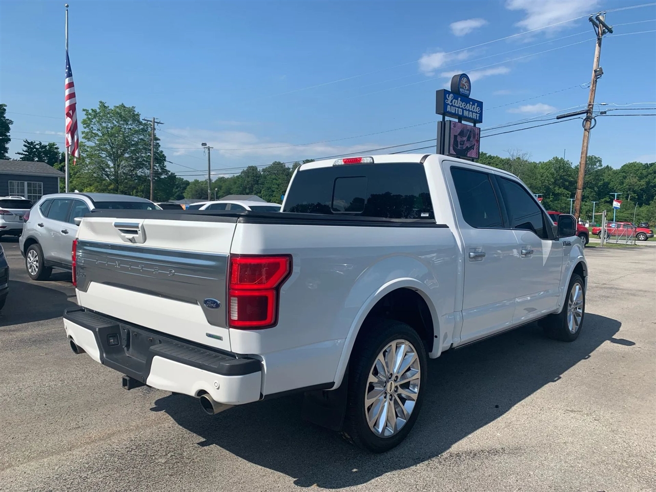 Ford F-150 Limited 4WD SuperCrew 5.5' Box 2020 Ford F-150 Limited 4WD SuperCrew 5.5' Box 2020