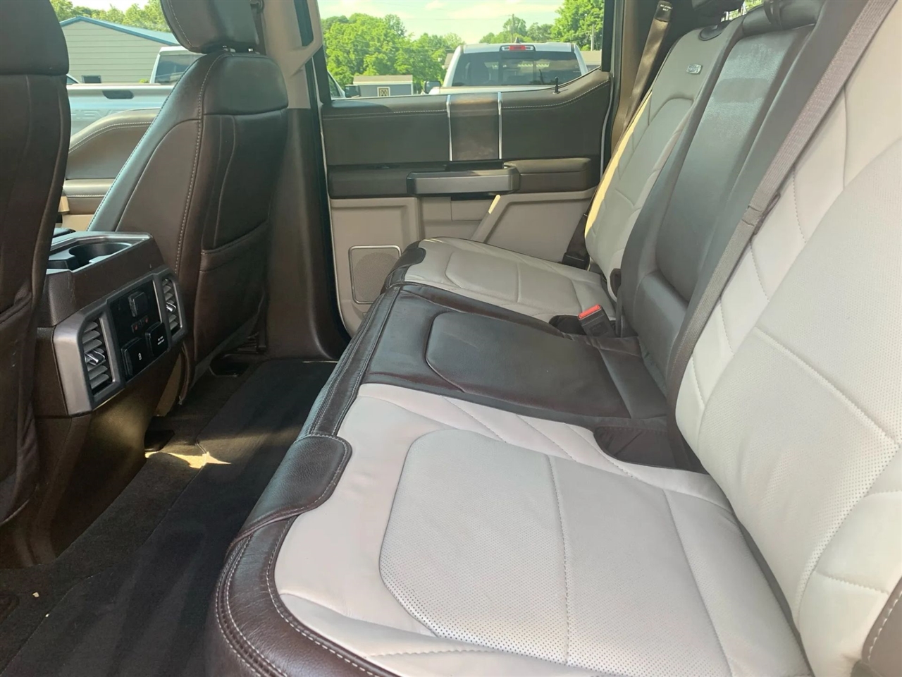 Ford F-150 Limited 4WD SuperCrew 5.5' Box 2020 Ford F-150 Limited 4WD SuperCrew 5.5' Box 2020