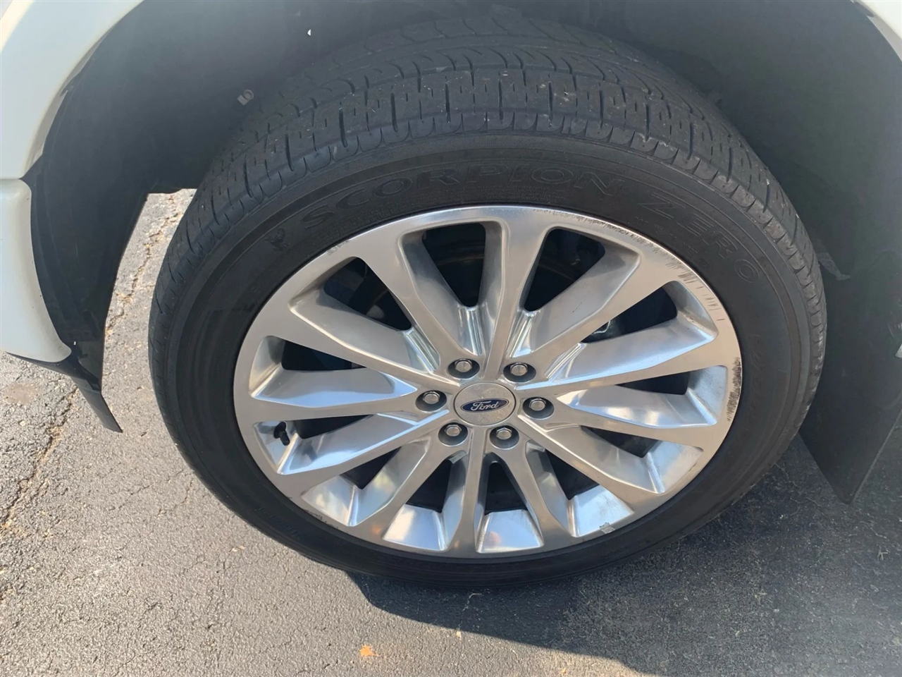 Ford F-150 Limited 4WD SuperCrew 5.5' Box 2020 Ford F-150 Limited 4WD SuperCrew 5.5' Box 2020