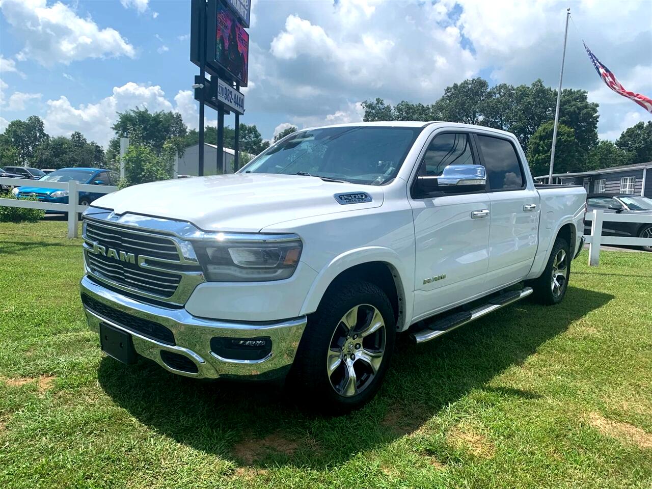 2022 Ram 1500 Laramie photo 3