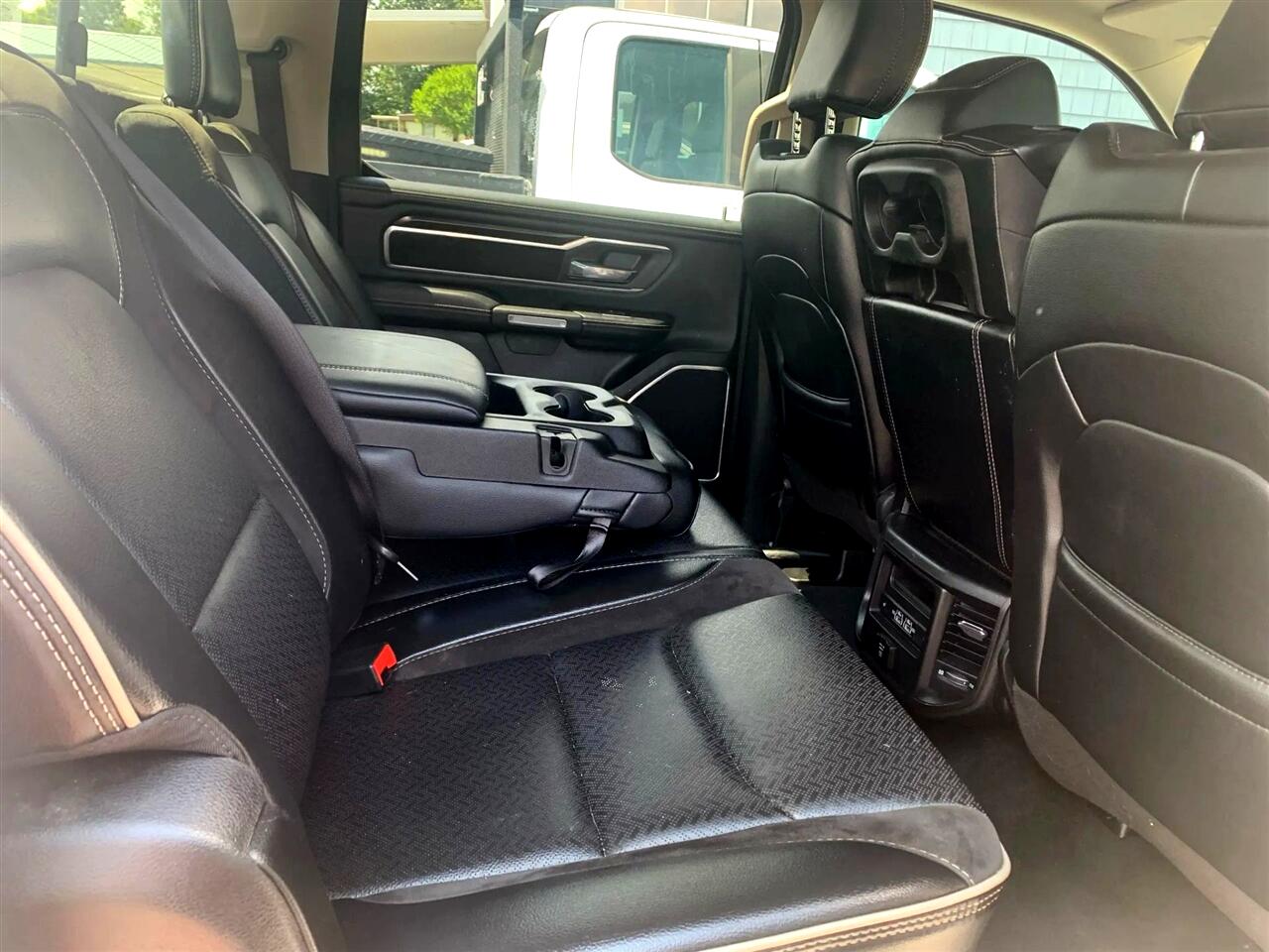 RAM 1500 Laramie Crew Cab SWB 4WD 2022 RAM 1500 Laramie Crew Cab SWB 4WD 2022