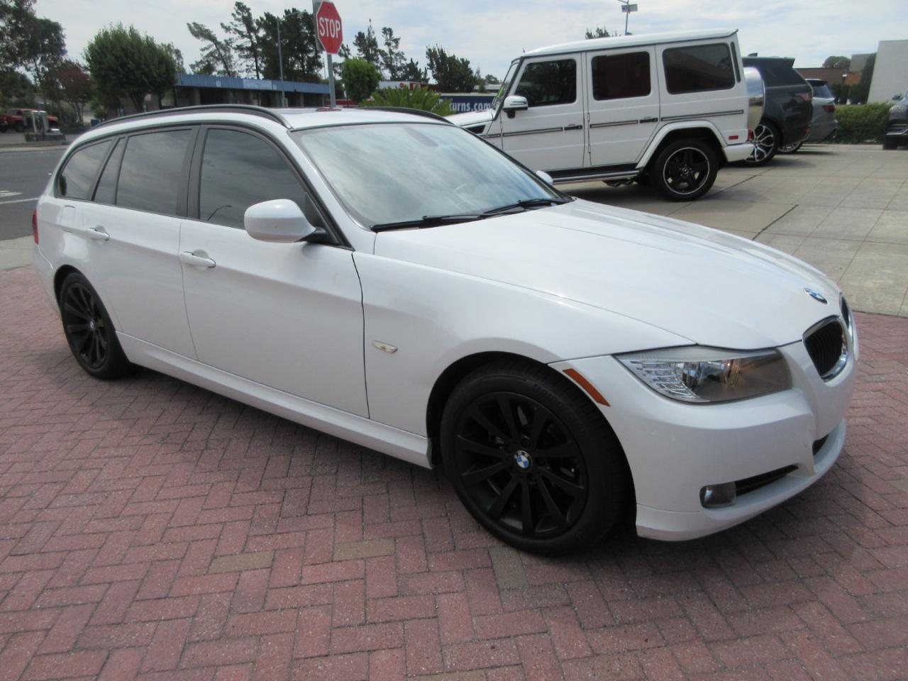 BMW 3-Series Sport Wagon  2011