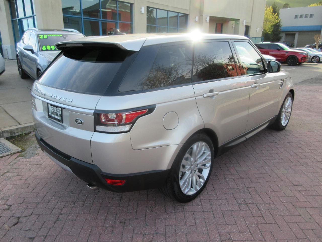 Land Rover Range Rover Sport  2016
