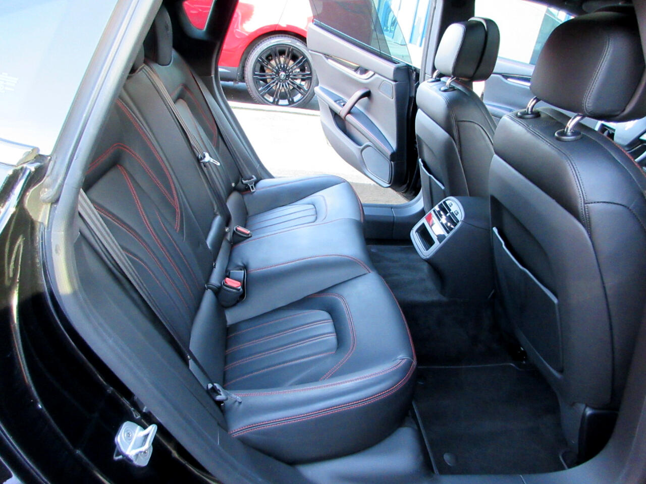 Maserati Quattroporte  2015