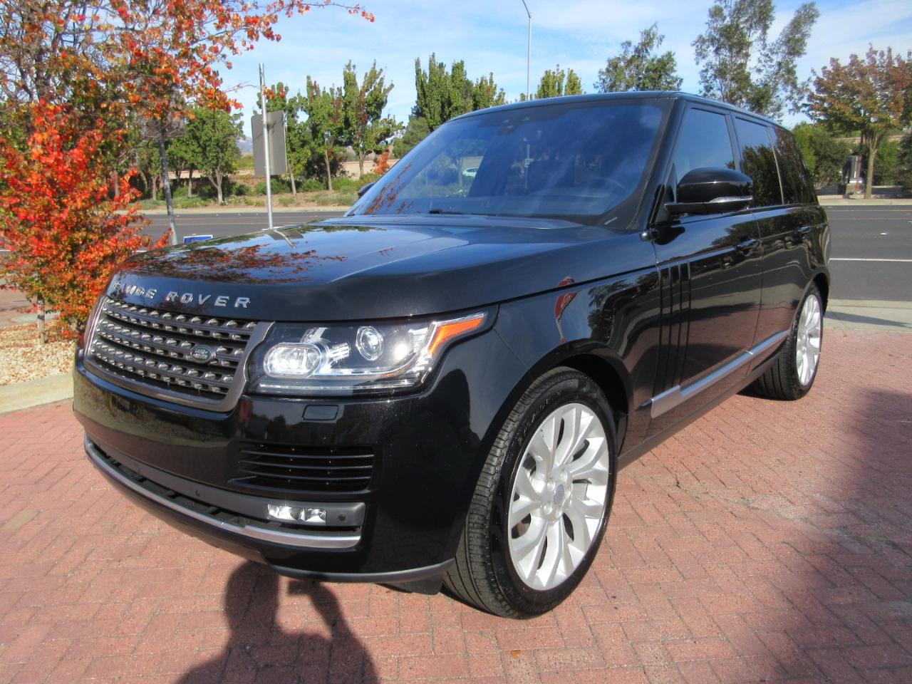 2017 Land Rover Range Rover TD6 DIESEL**DRIVER ASSIST**HEAT SEATS**PANO ROOF**