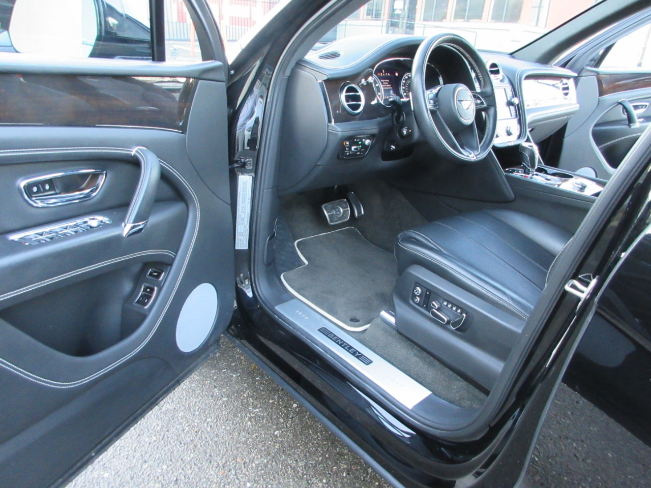 Bentley Bentayga  2019