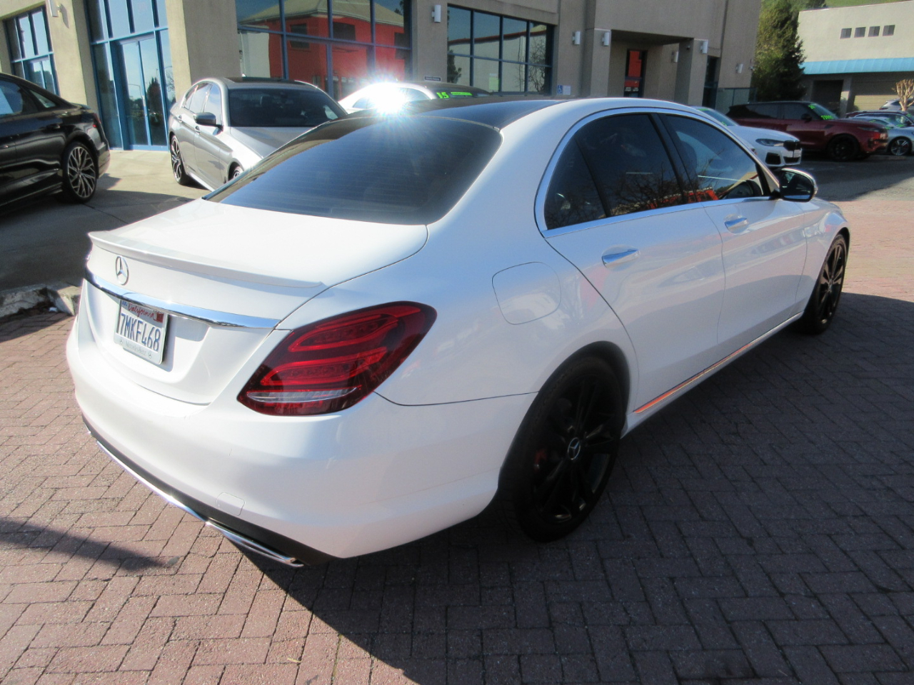 Mercedes-Benz C300  2015