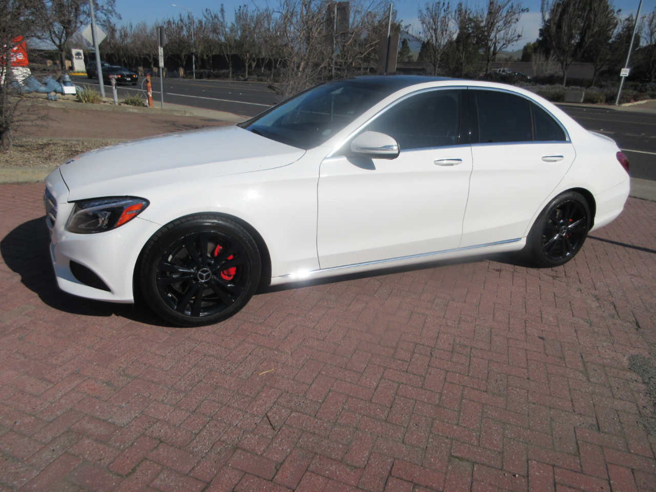 Mercedes-Benz C300  2015