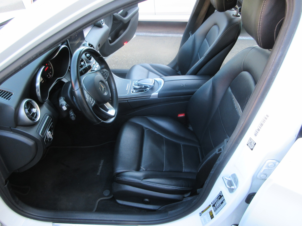 Mercedes-Benz C300  2015