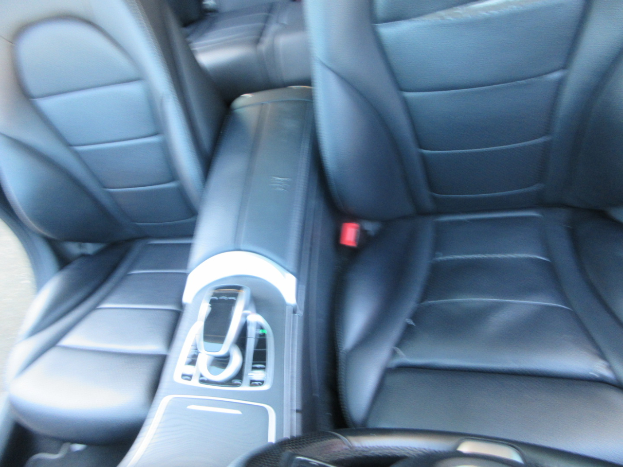 Mercedes-Benz C300  2015