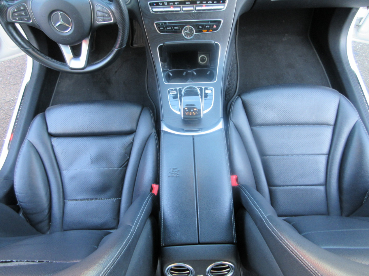 Mercedes-Benz C300  2015