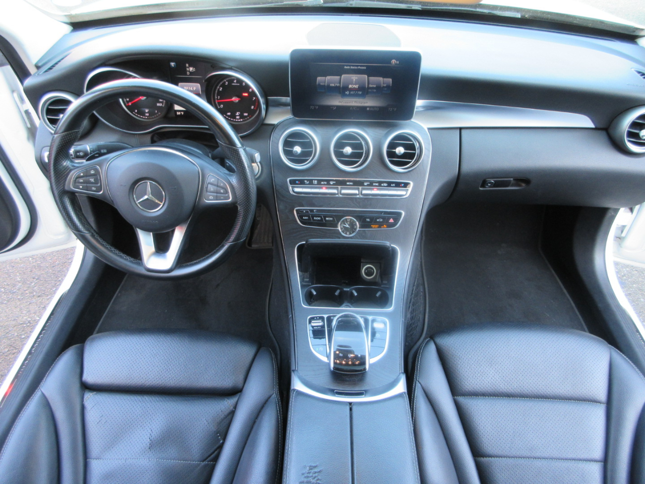 Mercedes-Benz C300  2015