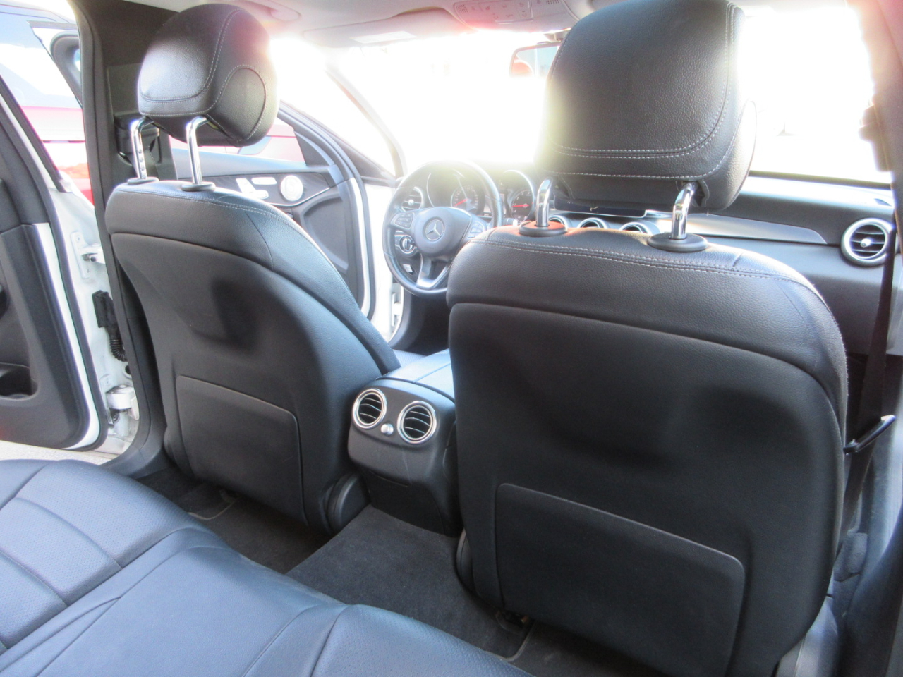 Mercedes-Benz C300  2015