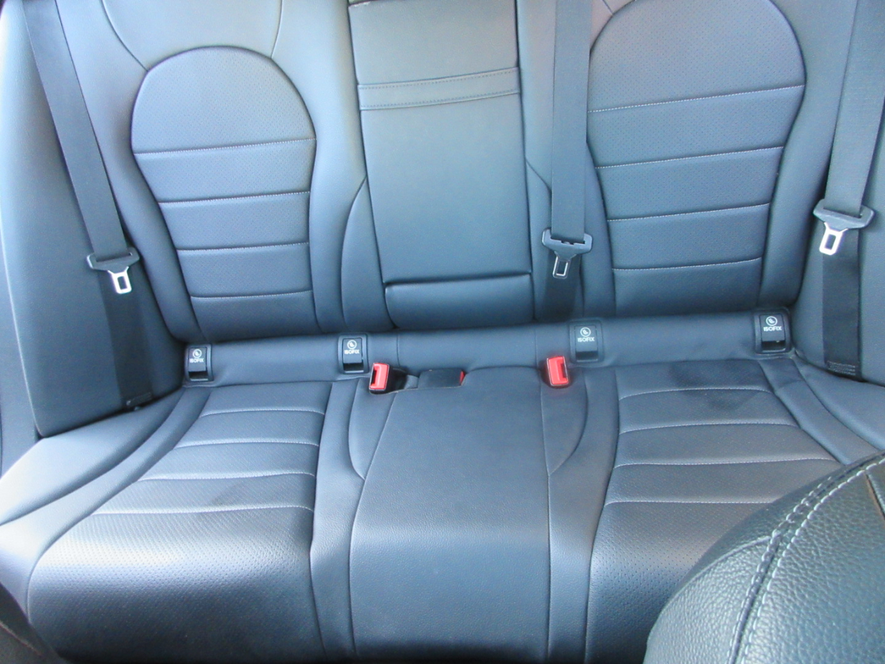 Mercedes-Benz C300  2015