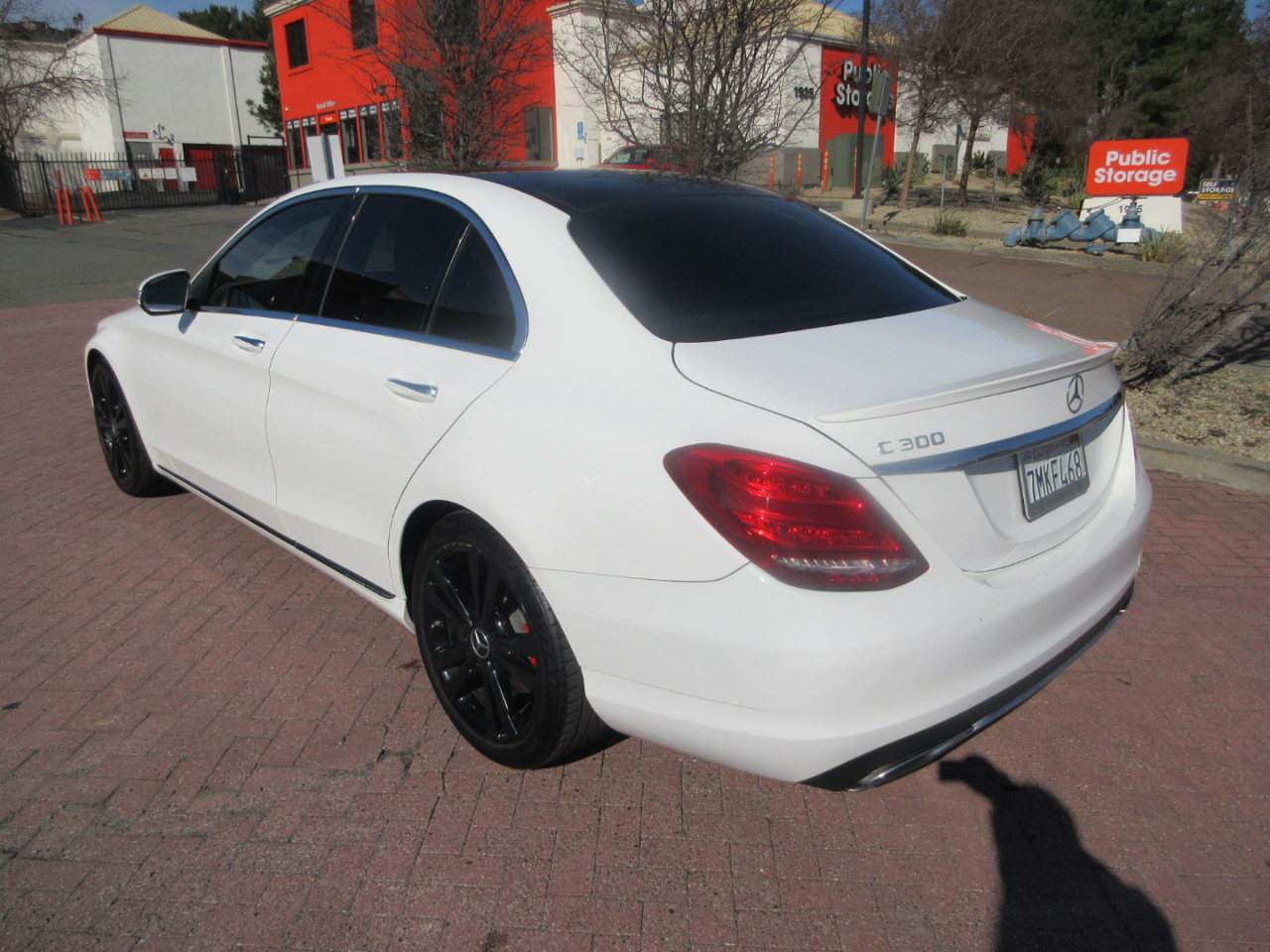 Mercedes-Benz C300  2015