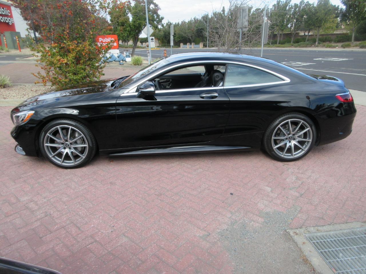 Mercedes-Benz S560  2020