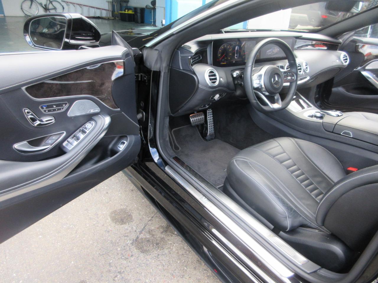 Mercedes-Benz S560  2020
