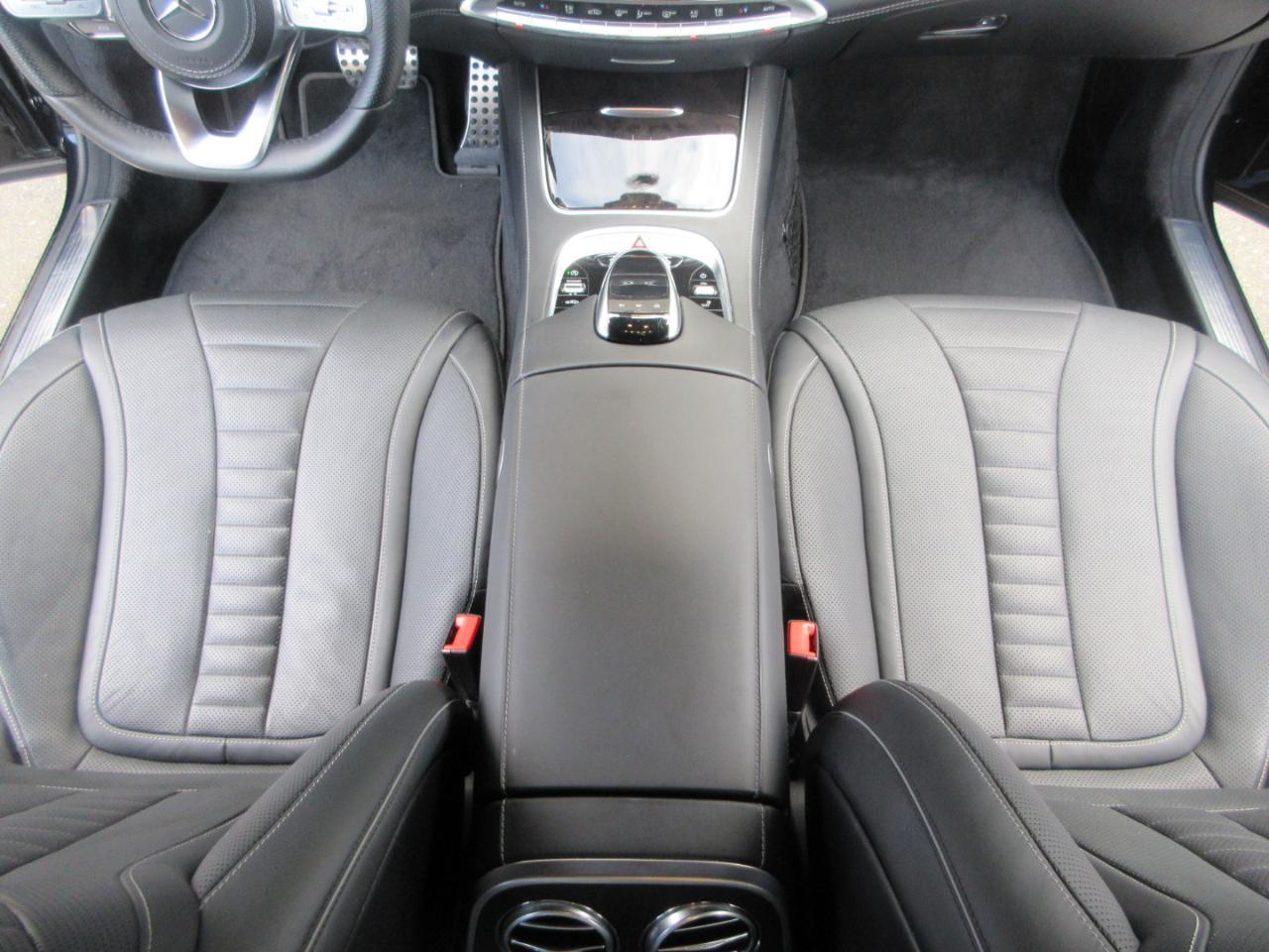 Mercedes-Benz S560  2020