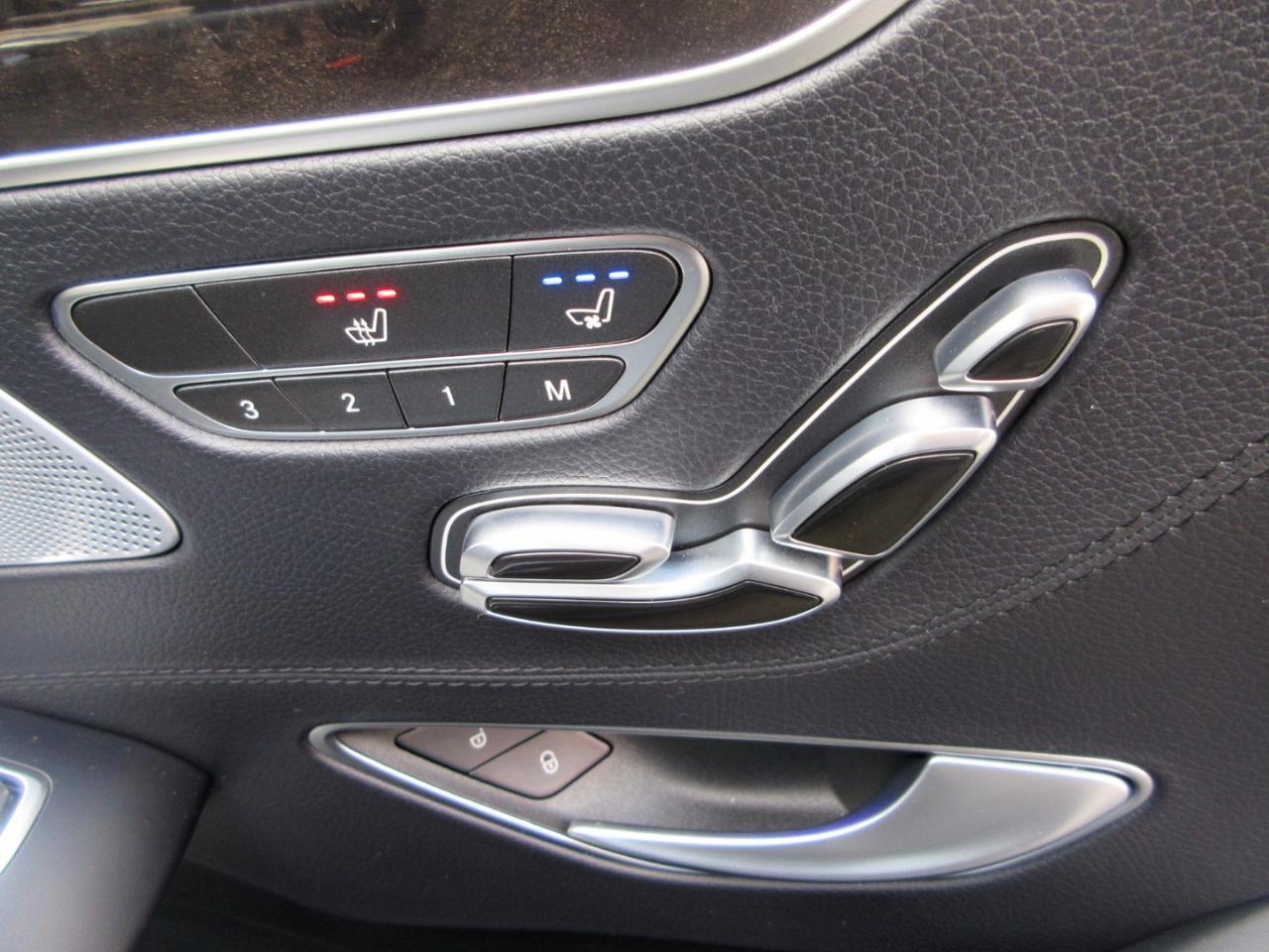 Mercedes-Benz S560  2020