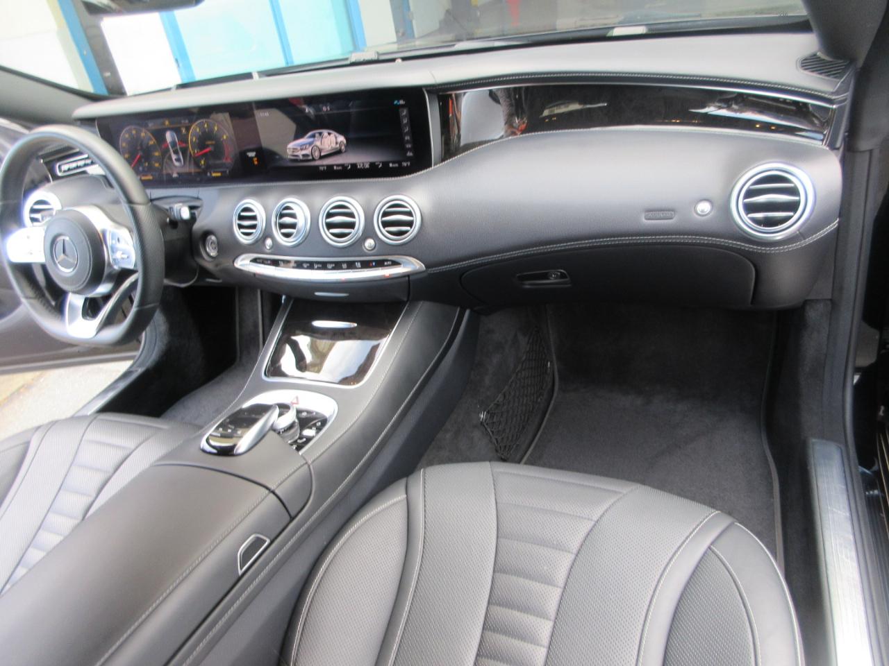 Mercedes-Benz S560  2020
