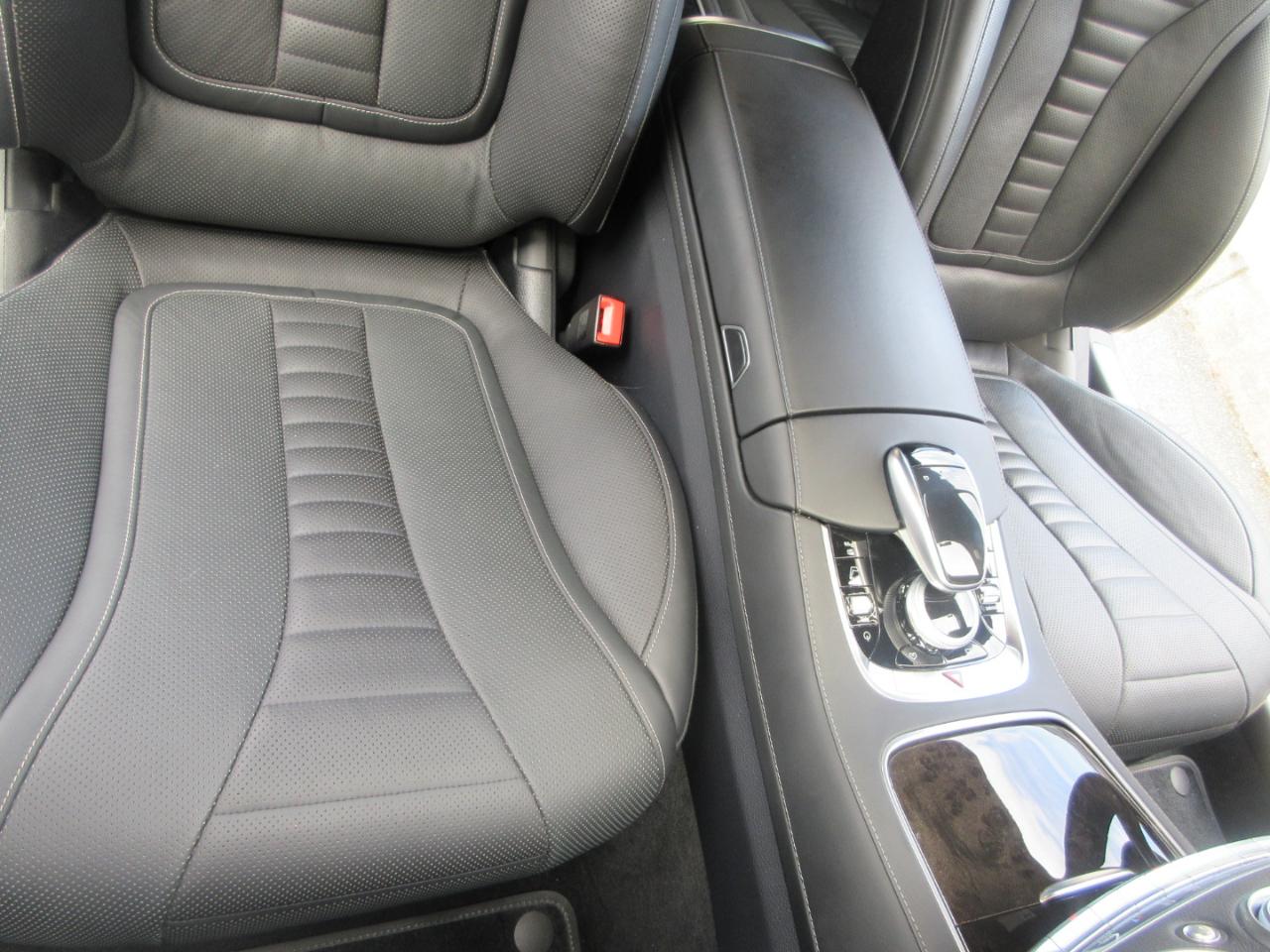 Mercedes-Benz S560  2020