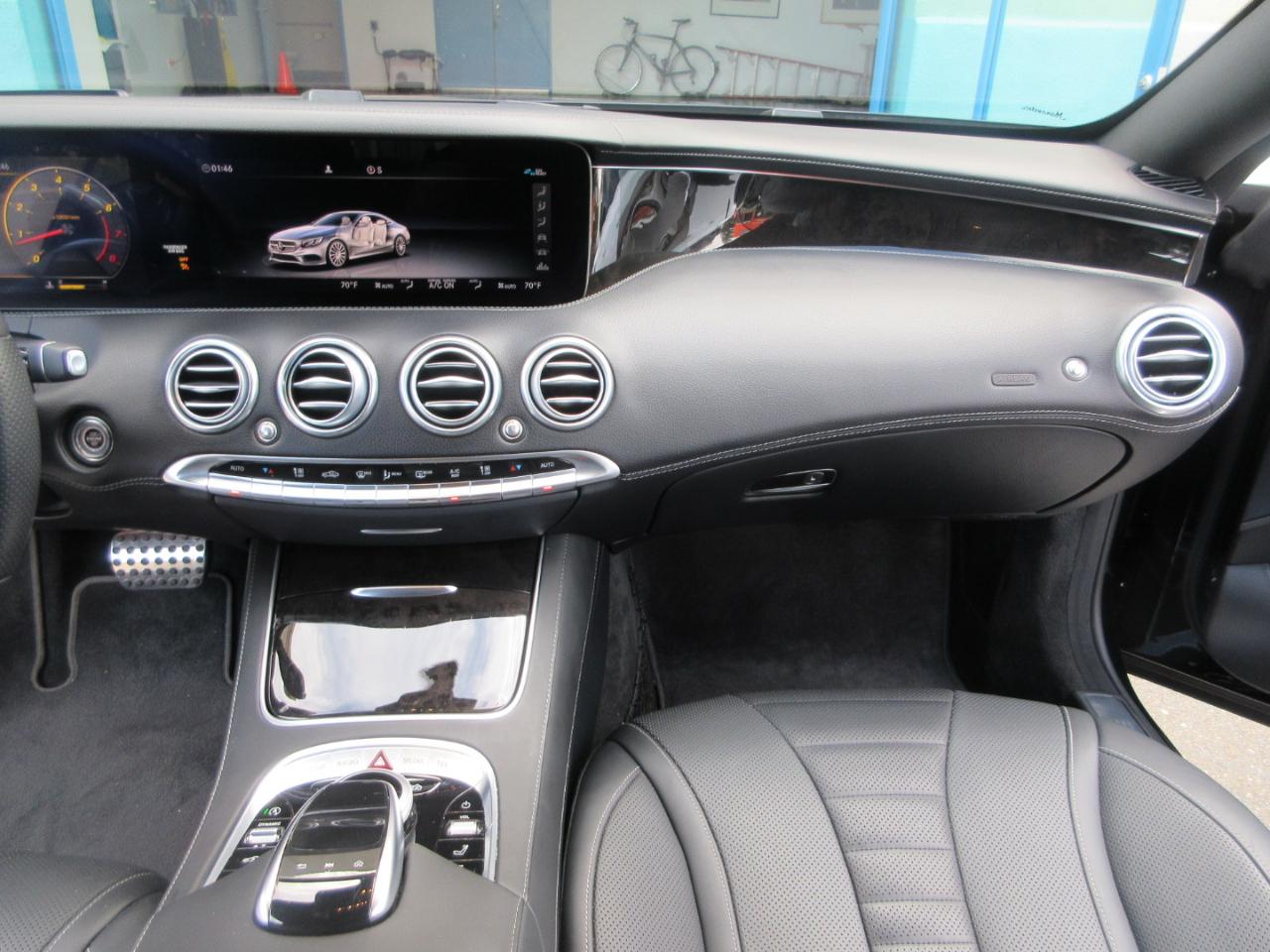 Mercedes-Benz S560  2020
