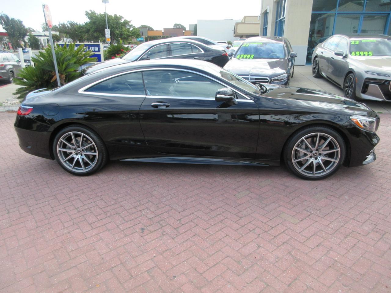 Mercedes-Benz S560  2020