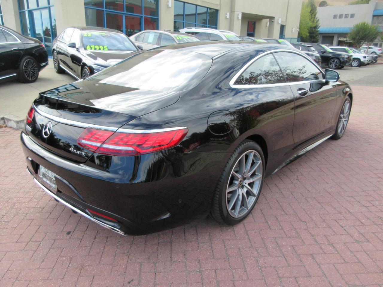 Mercedes-Benz S560  2020
