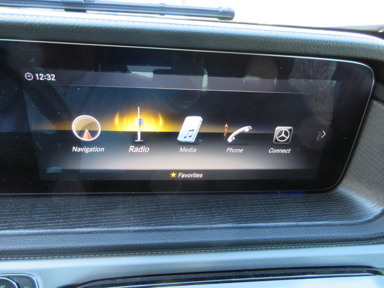 Mercedes-Benz G550  2019