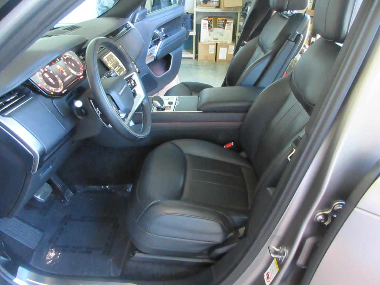 Land Rover Range Rover P400 SE SWB 2023