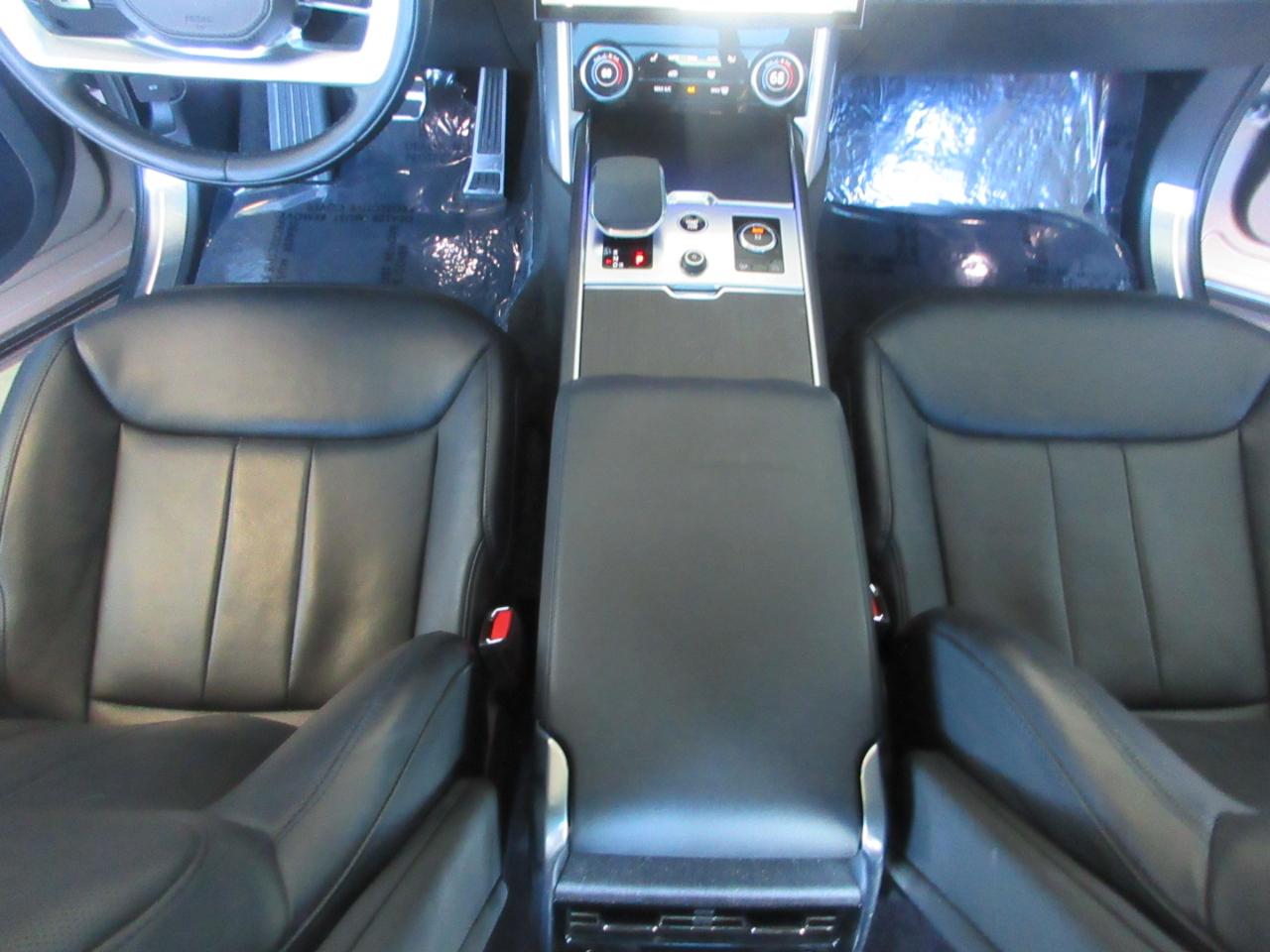 Land Rover Range Rover P400 SE SWB 2023
