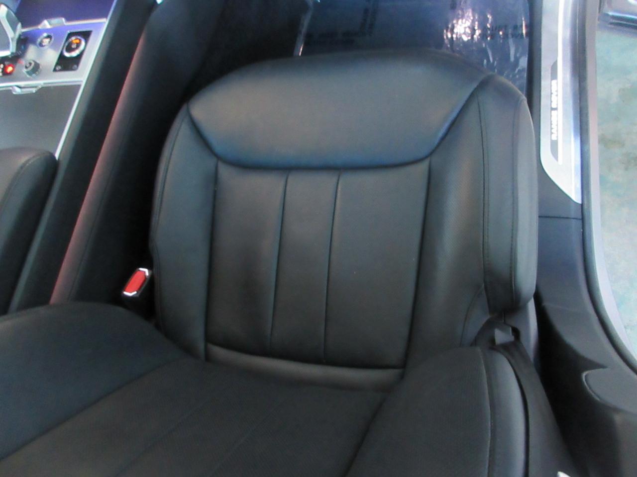 Land Rover Range Rover P400 SE SWB 2023