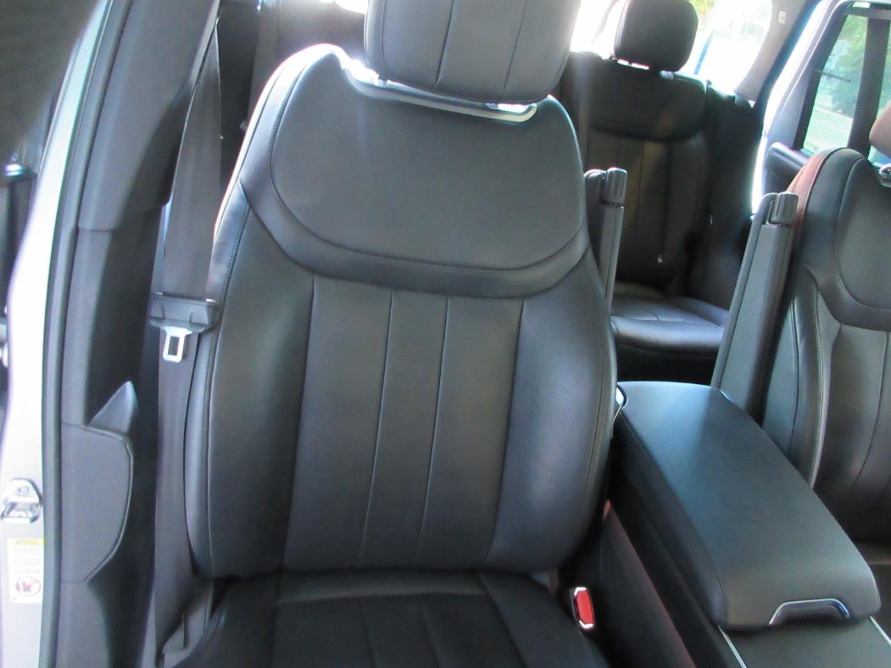Land Rover Range Rover P400 SE SWB 2023