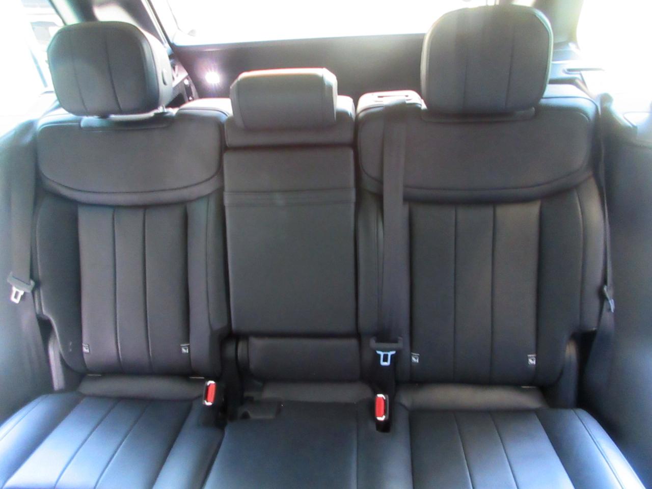 Land Rover Range Rover P400 SE SWB 2023