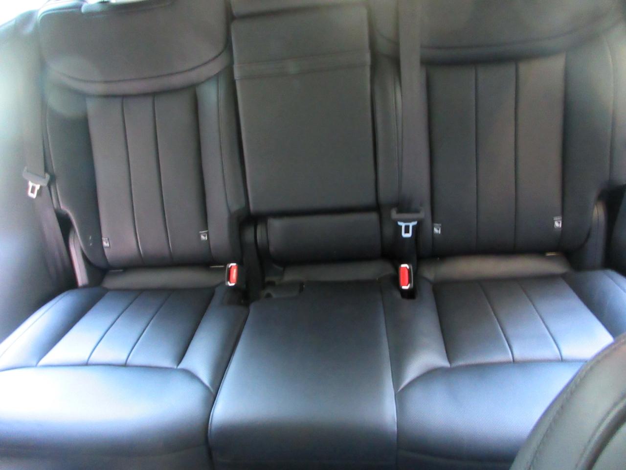 Land Rover Range Rover P400 SE SWB 2023