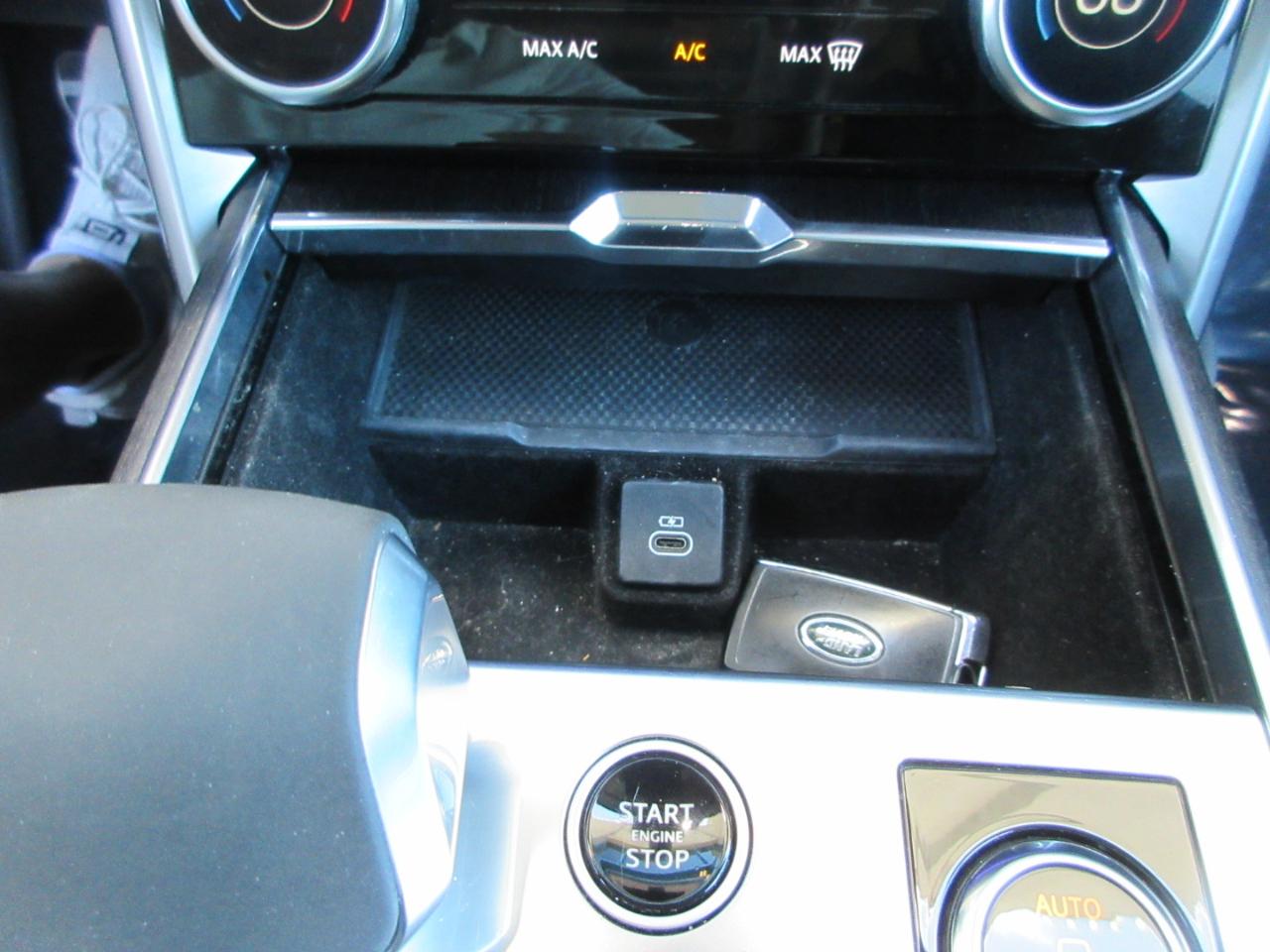 Land Rover Range Rover P400 SE SWB 2023