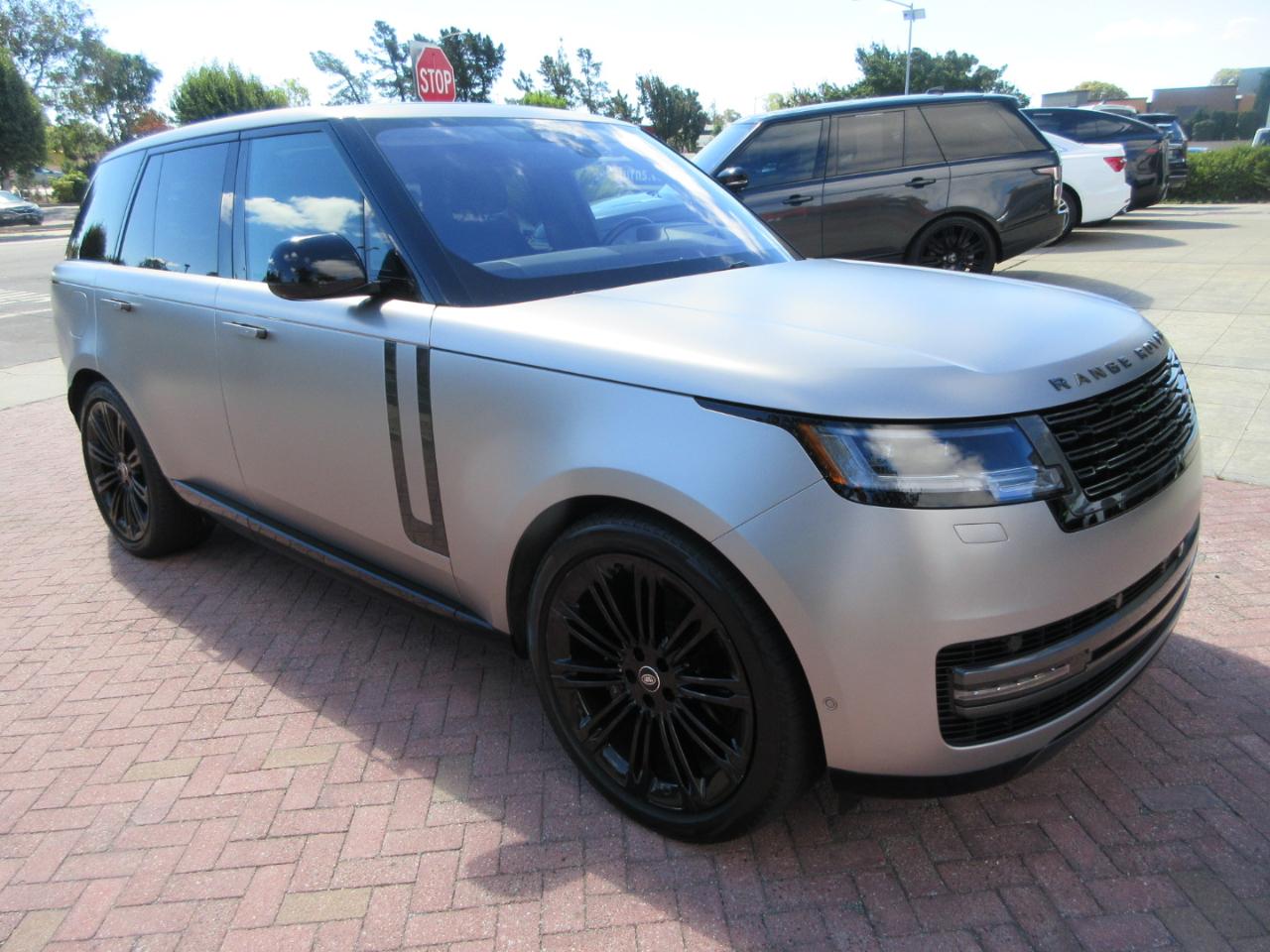 Land Rover Range Rover P400 SE SWB 2023