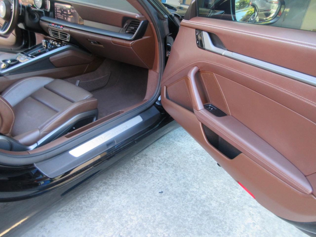 Porsche 911  2020