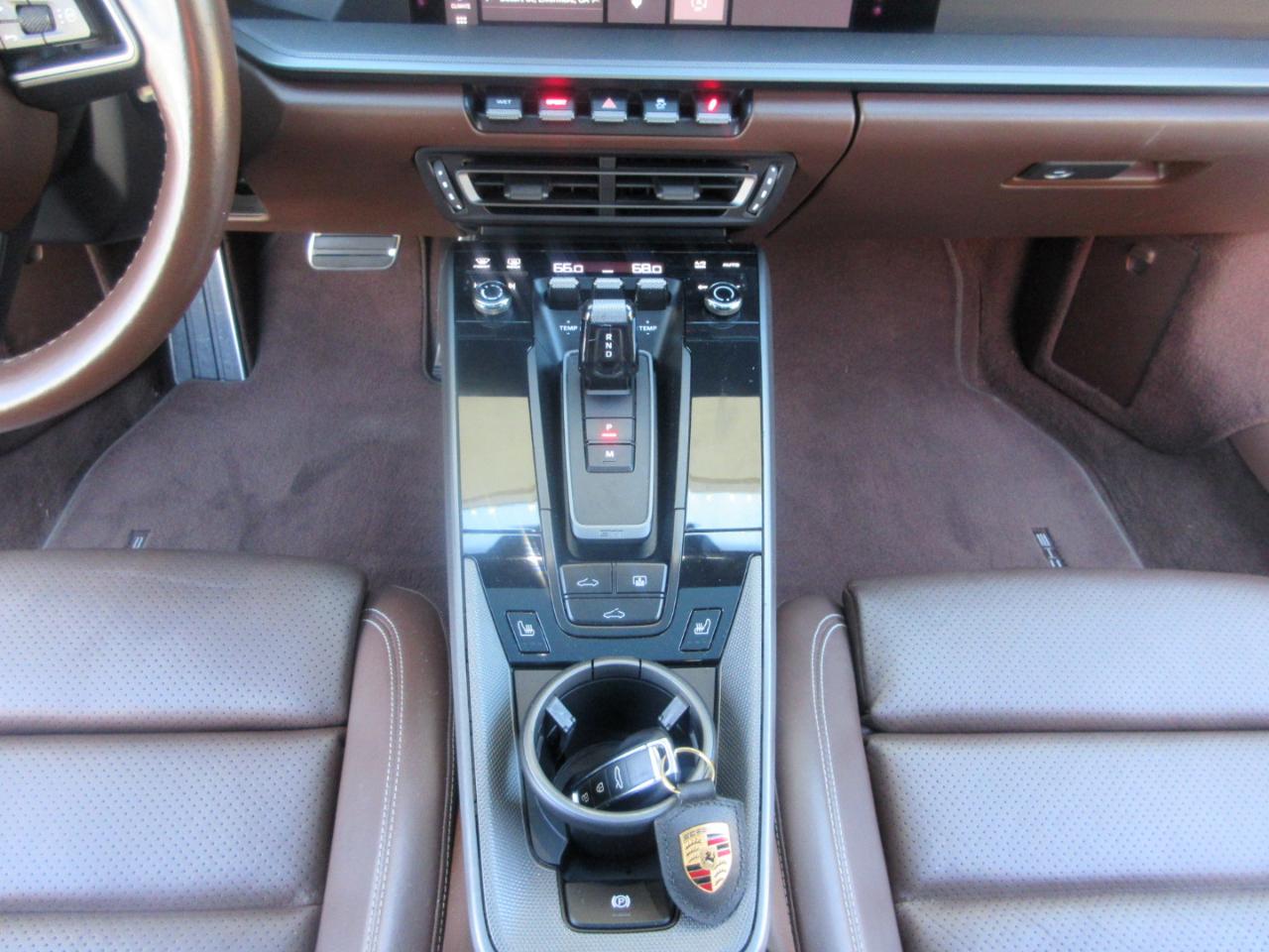 Porsche 911  2020